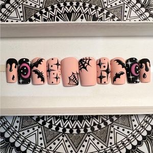 Custom press on nails